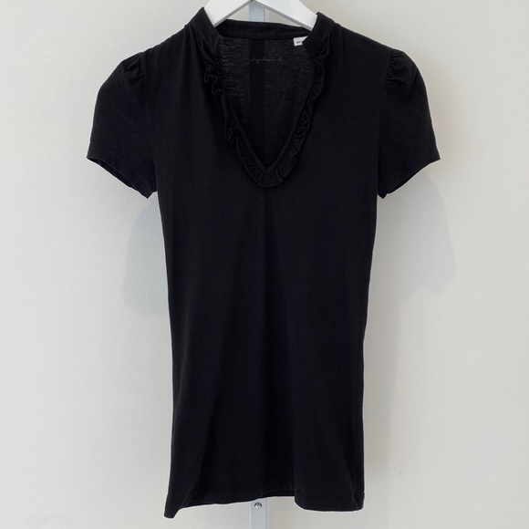 STEPHANIE B BLACK T-SHIRT SIZE XS - Picture 1 of 8